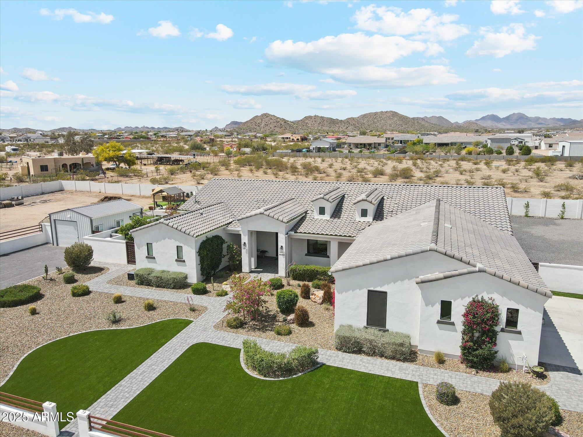 30960 N CONTEMPORARY Lane