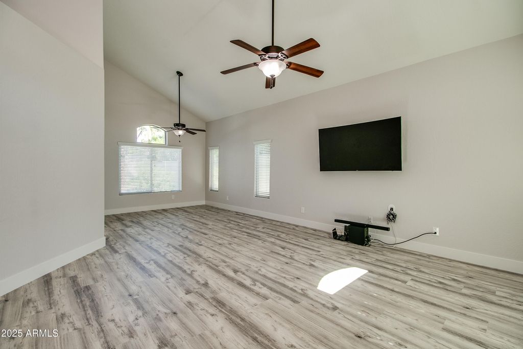 Photo of 6620 W Louise Drive, Glendale, AZ 85310 (MLS # 6933632)