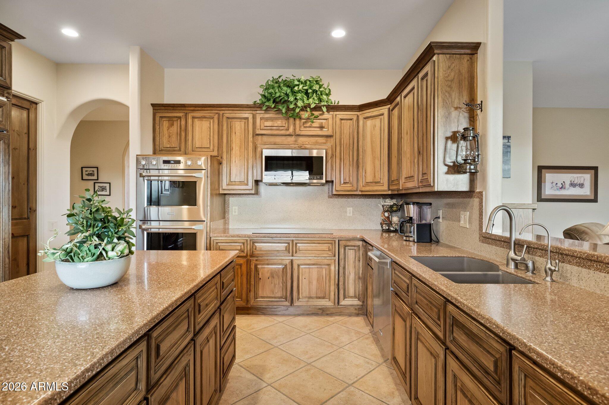 44010 N US HWY 60 --