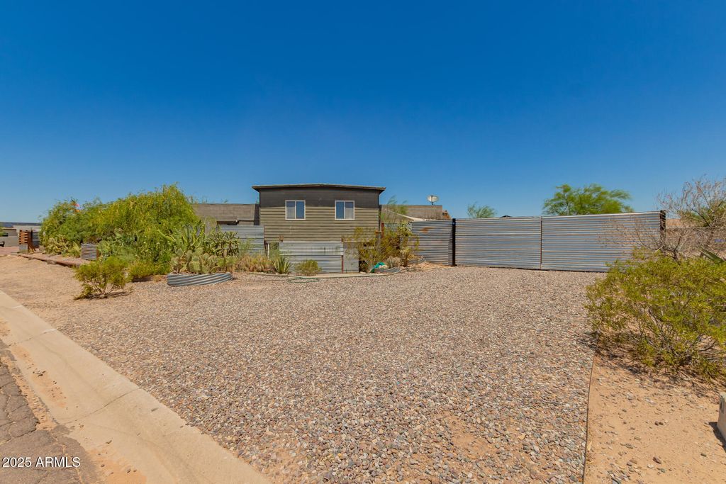 Photo of 14771 S Avalon Road, Arizona City, AZ 85123 (MLS # 6884029)