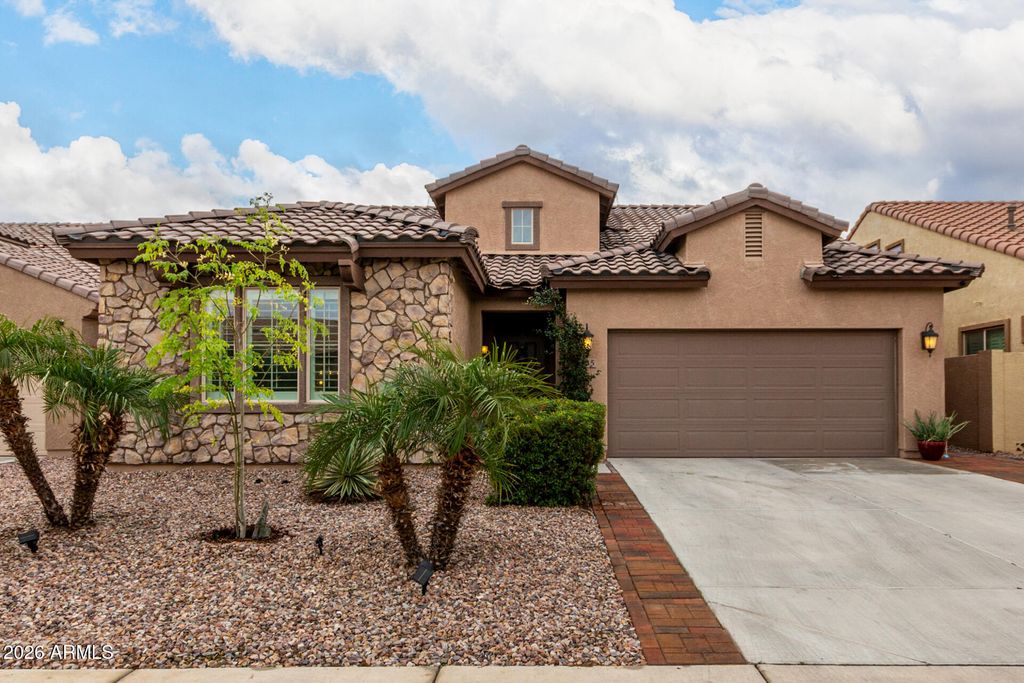 Photo of 445 E Red Mesa Trail, San Tan Valley, AZ 85143 (MLS # 6965826)