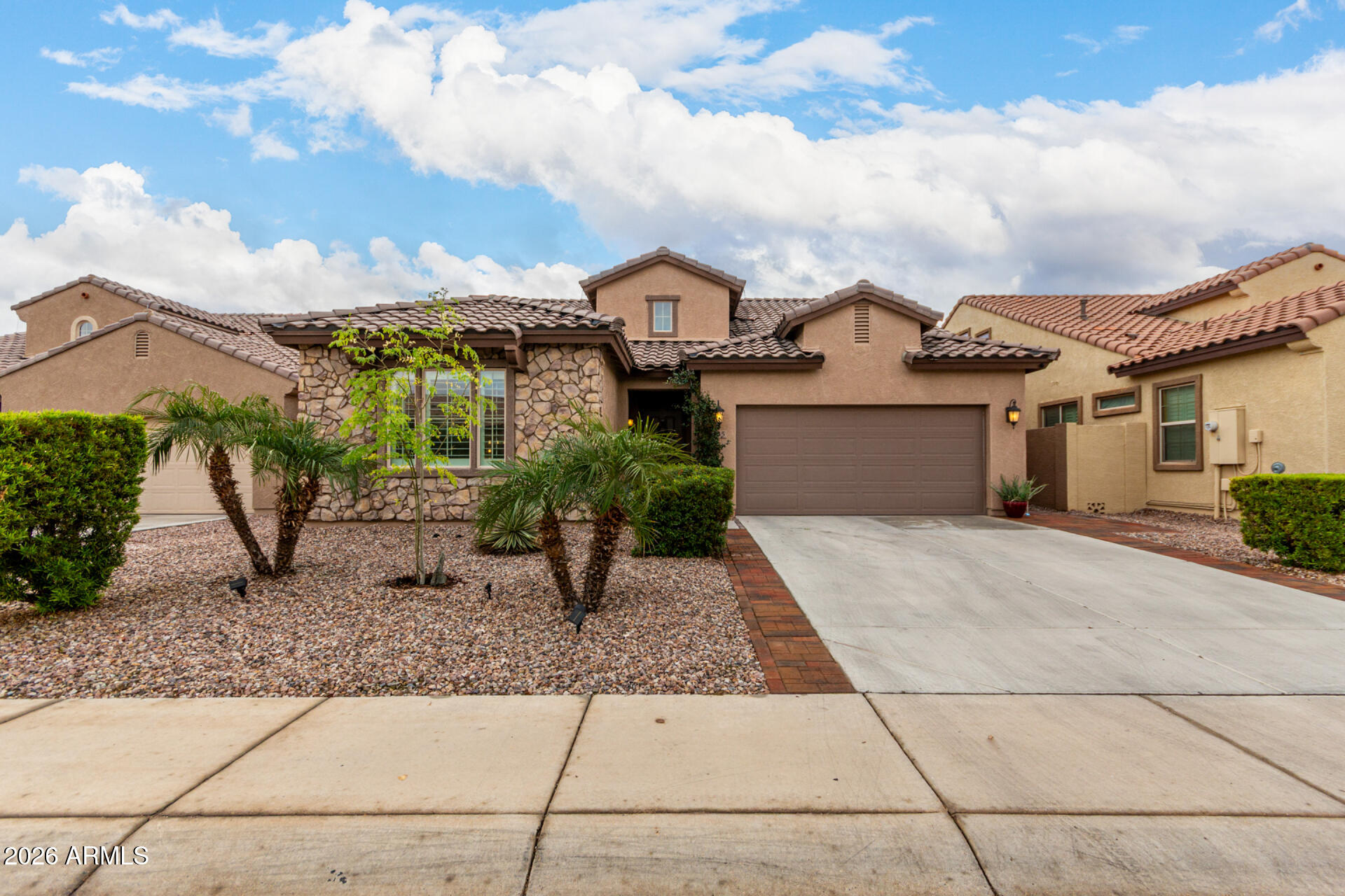 445 E RED MESA Trail