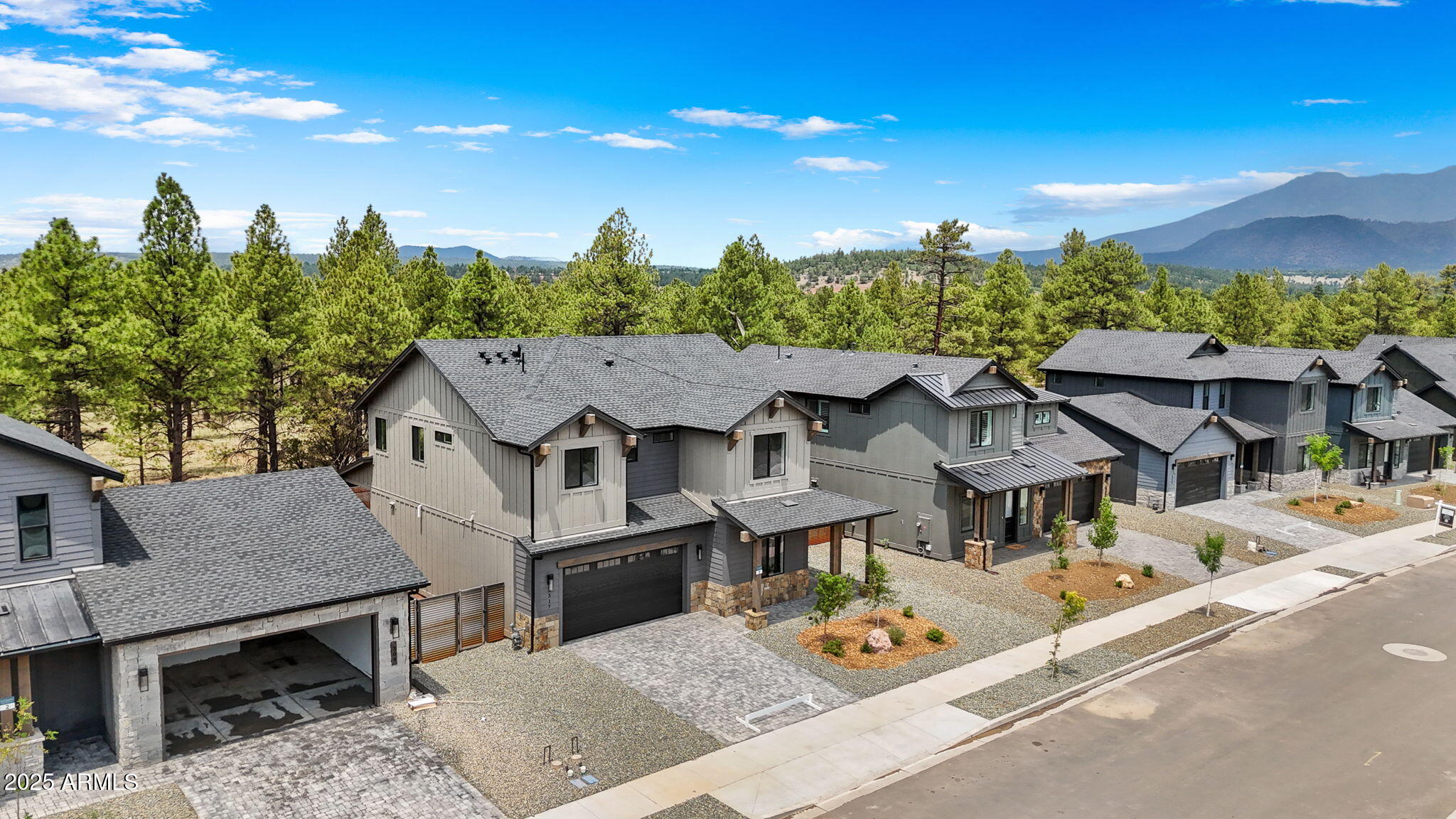 317 N VALERIAN Lane
