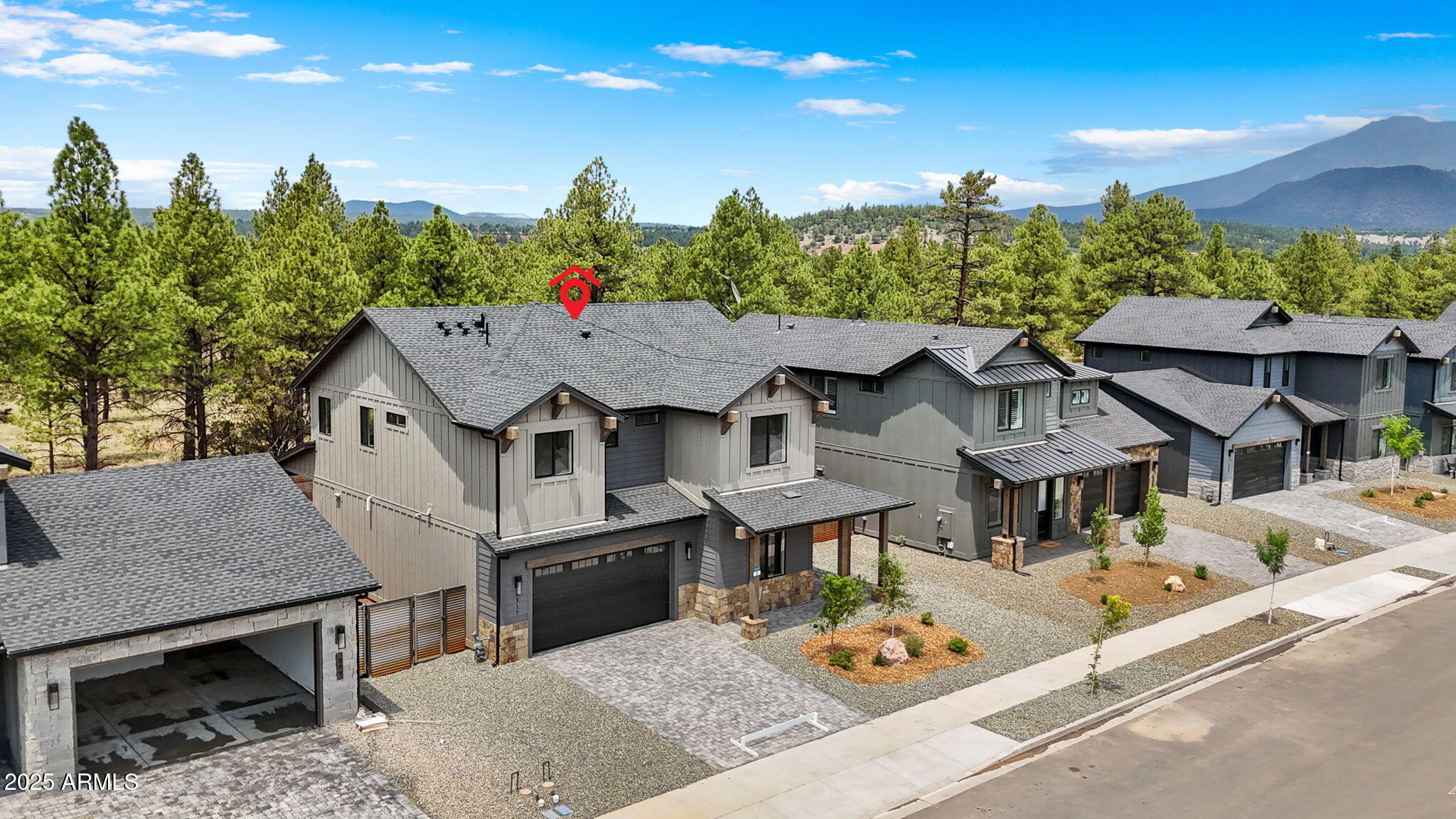 317 N VALERIAN Lane