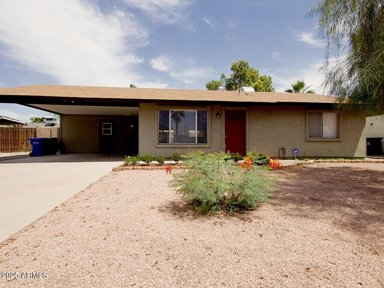 3216 E CAMPO BELLO Drive