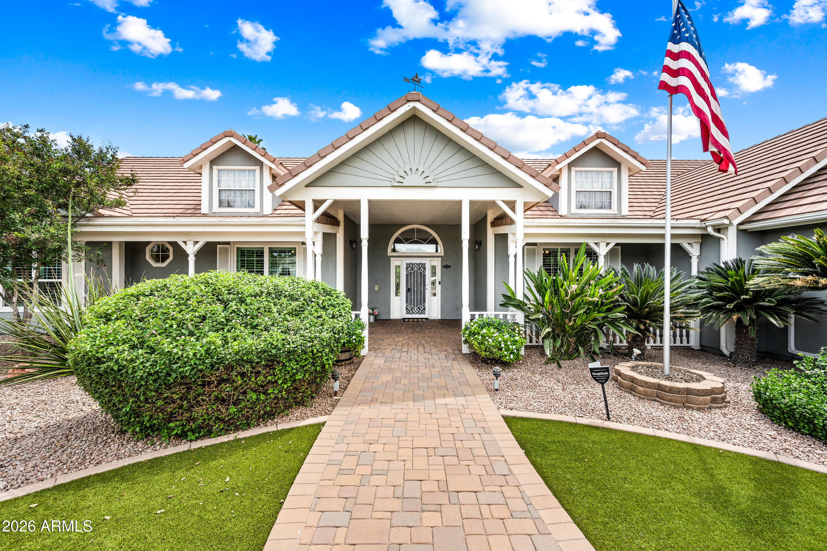 19917 E CALLE DE FLORES --