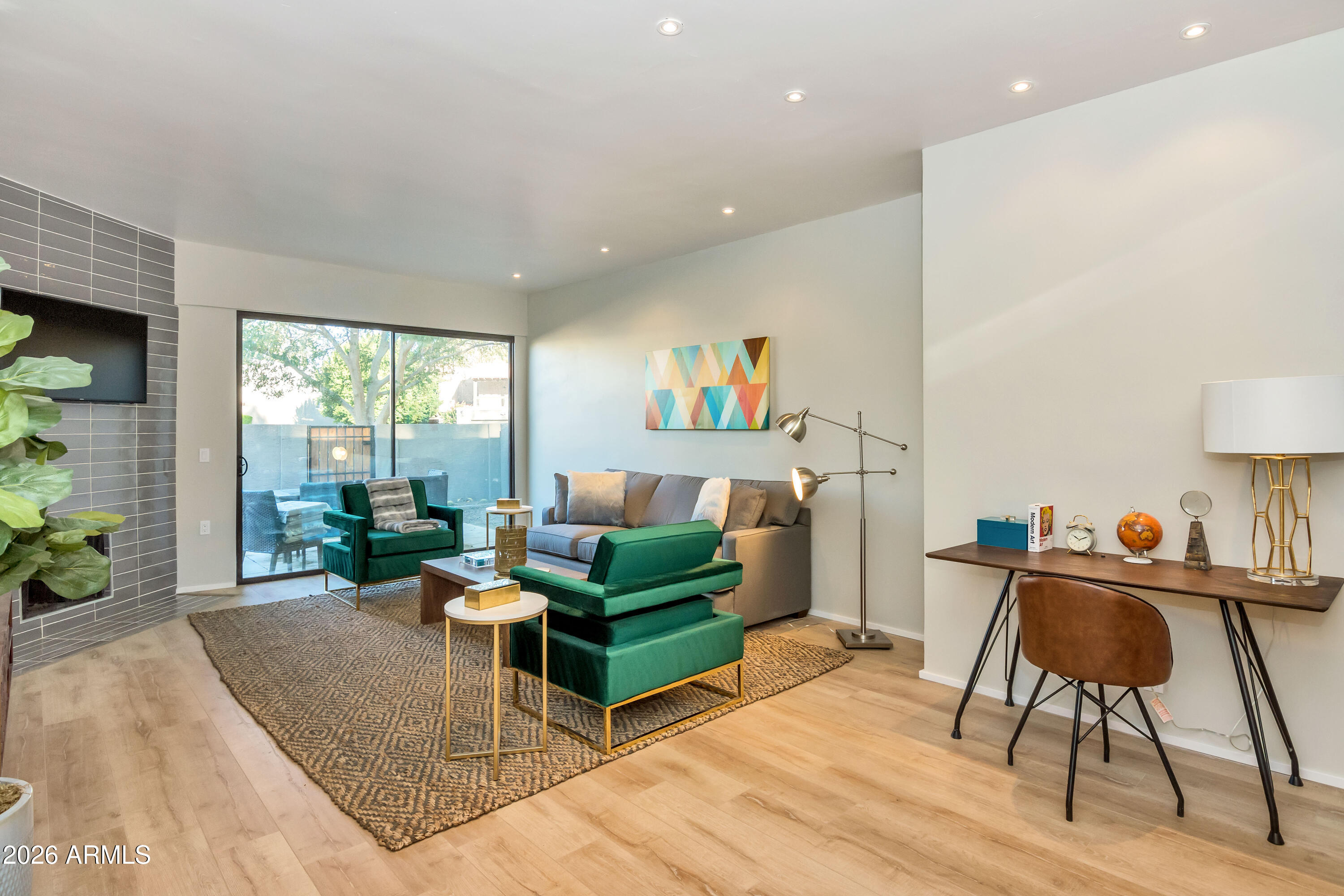 7599 E PLEASANT RUN --