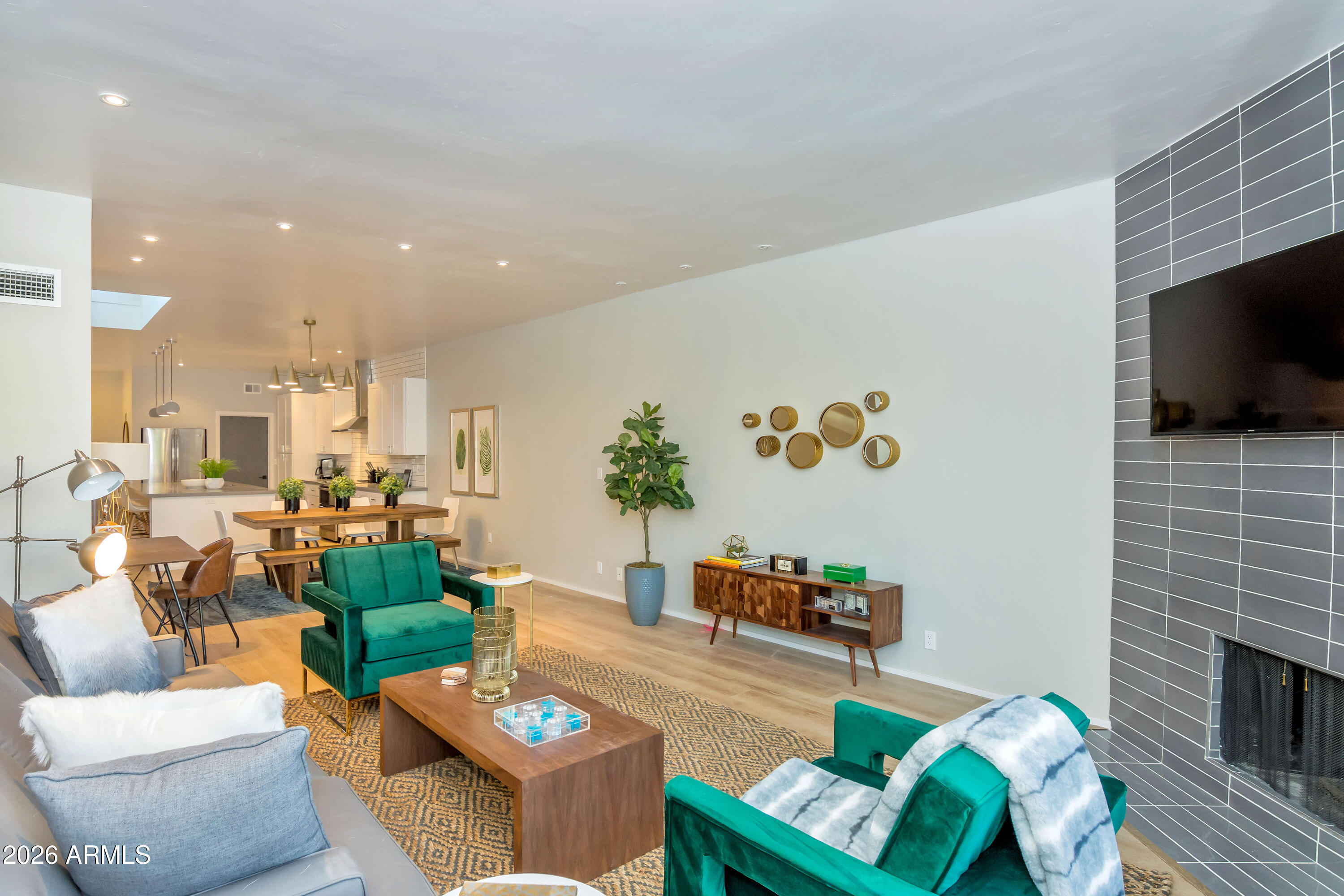 7599 E PLEASANT RUN --