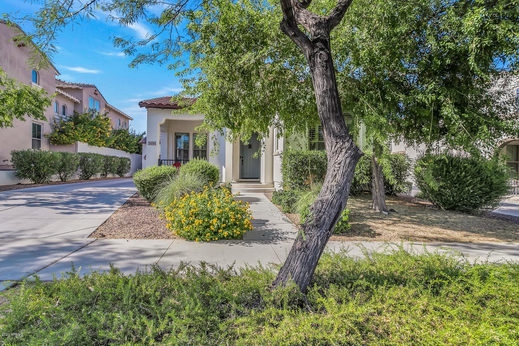 Photo of 20754 W Sunrise Court, Buckeye, AZ 85396 (MLS # 7050086)