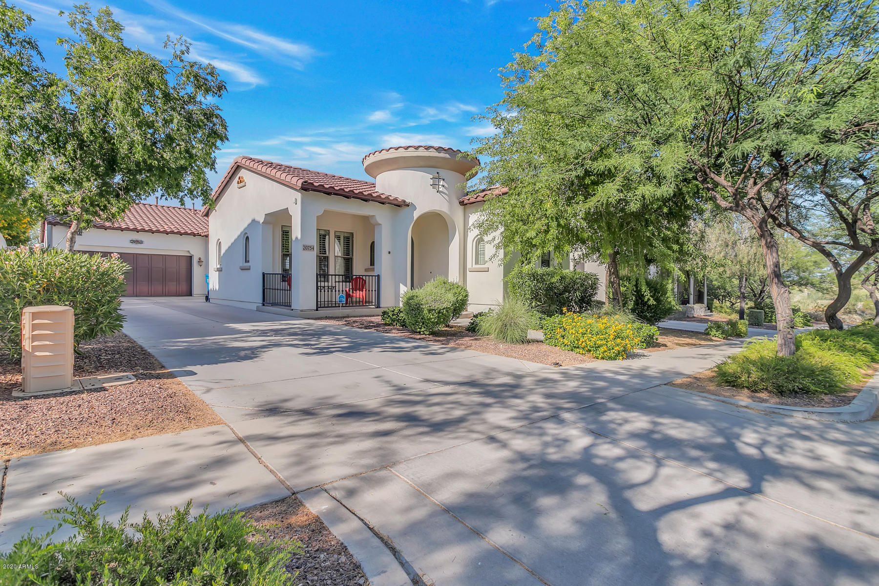 20754 W SUNRISE Court