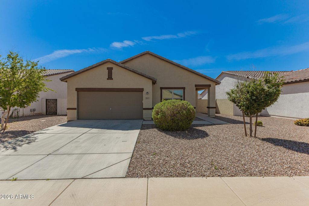 Photo of 2665 E Renegade Trail, San Tan Valley, AZ 85143 (MLS # 6985236)
