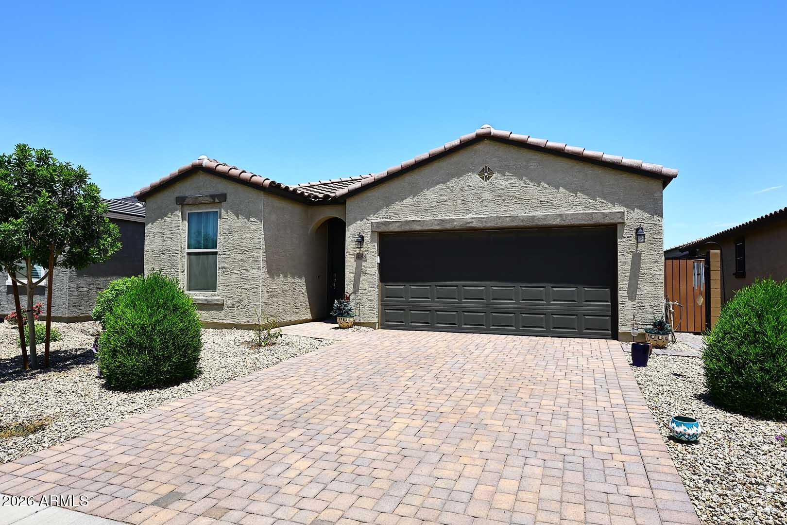 1488 W HOPI Drive