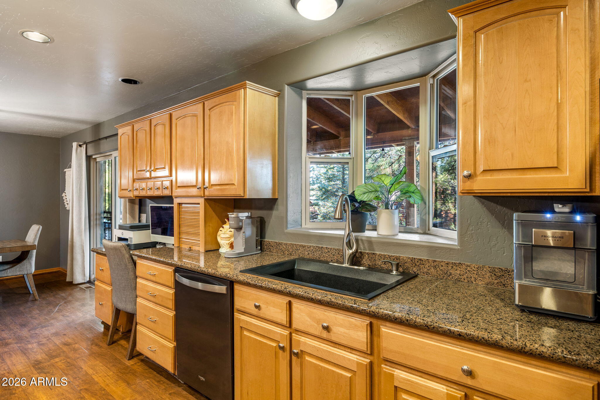 BUCKSKIN ARTISTS COMMUNITY WEST - Residential