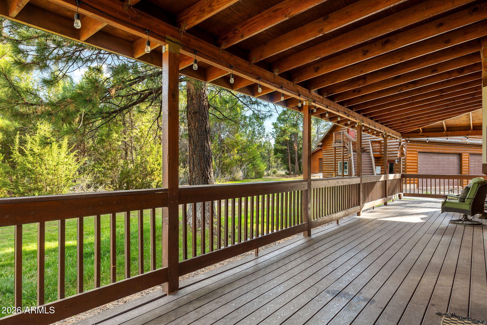 BUCKSKIN ARTISTS COMMUNITY WEST - Residential