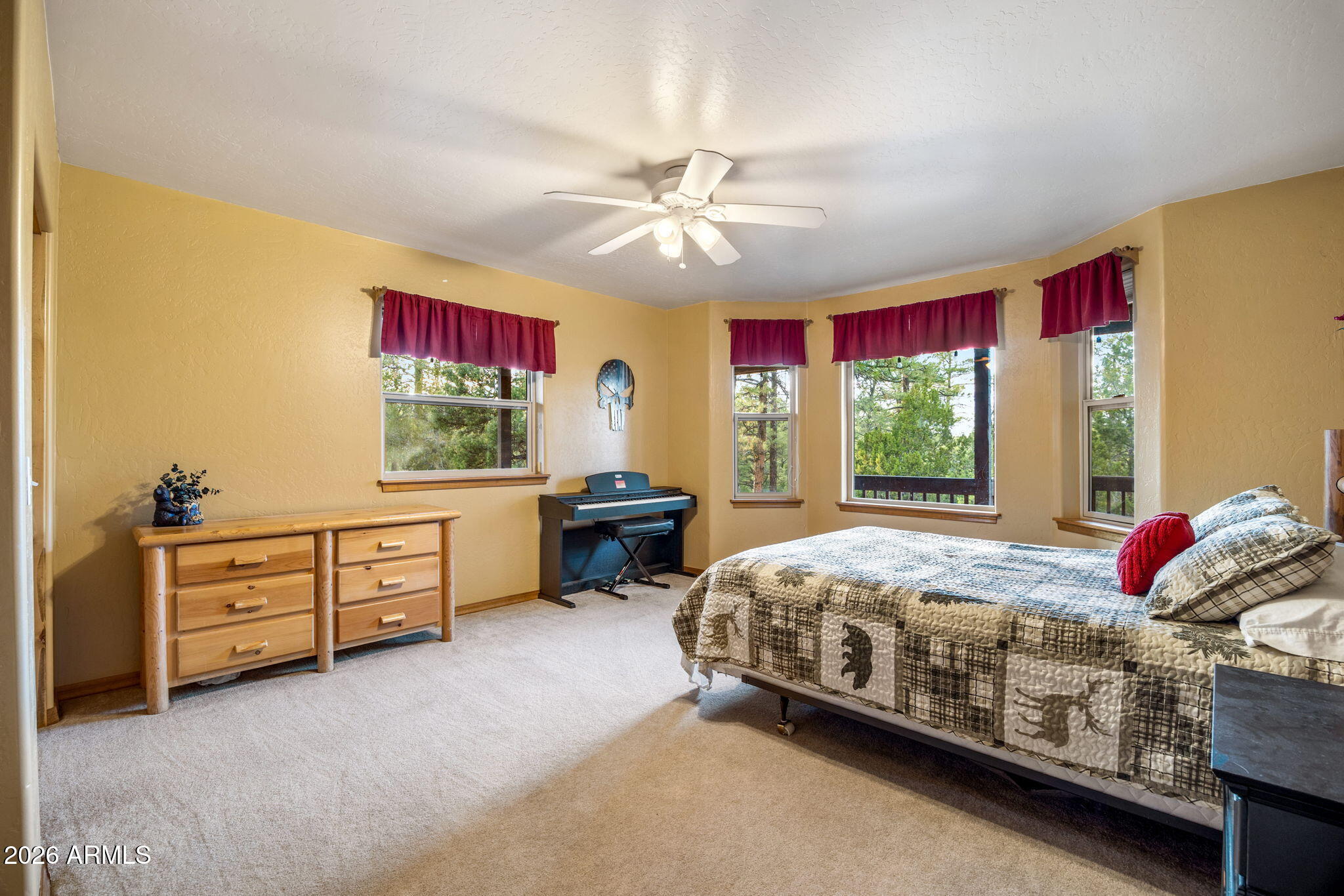 BUCKSKIN ARTISTS COMMUNITY WEST - Residential