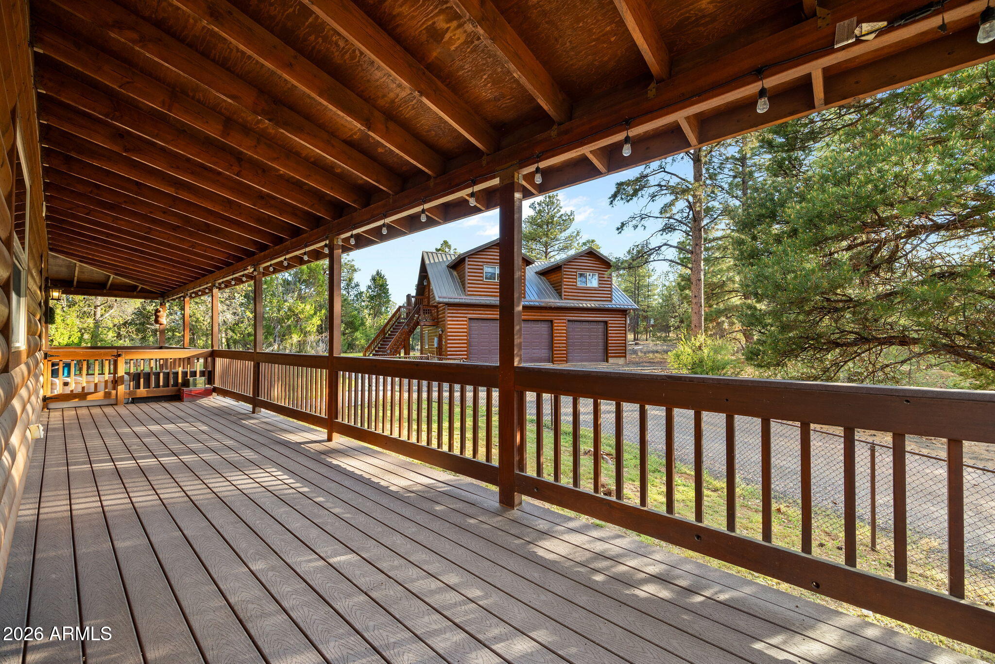 BUCKSKIN ARTISTS COMMUNITY WEST - Residential