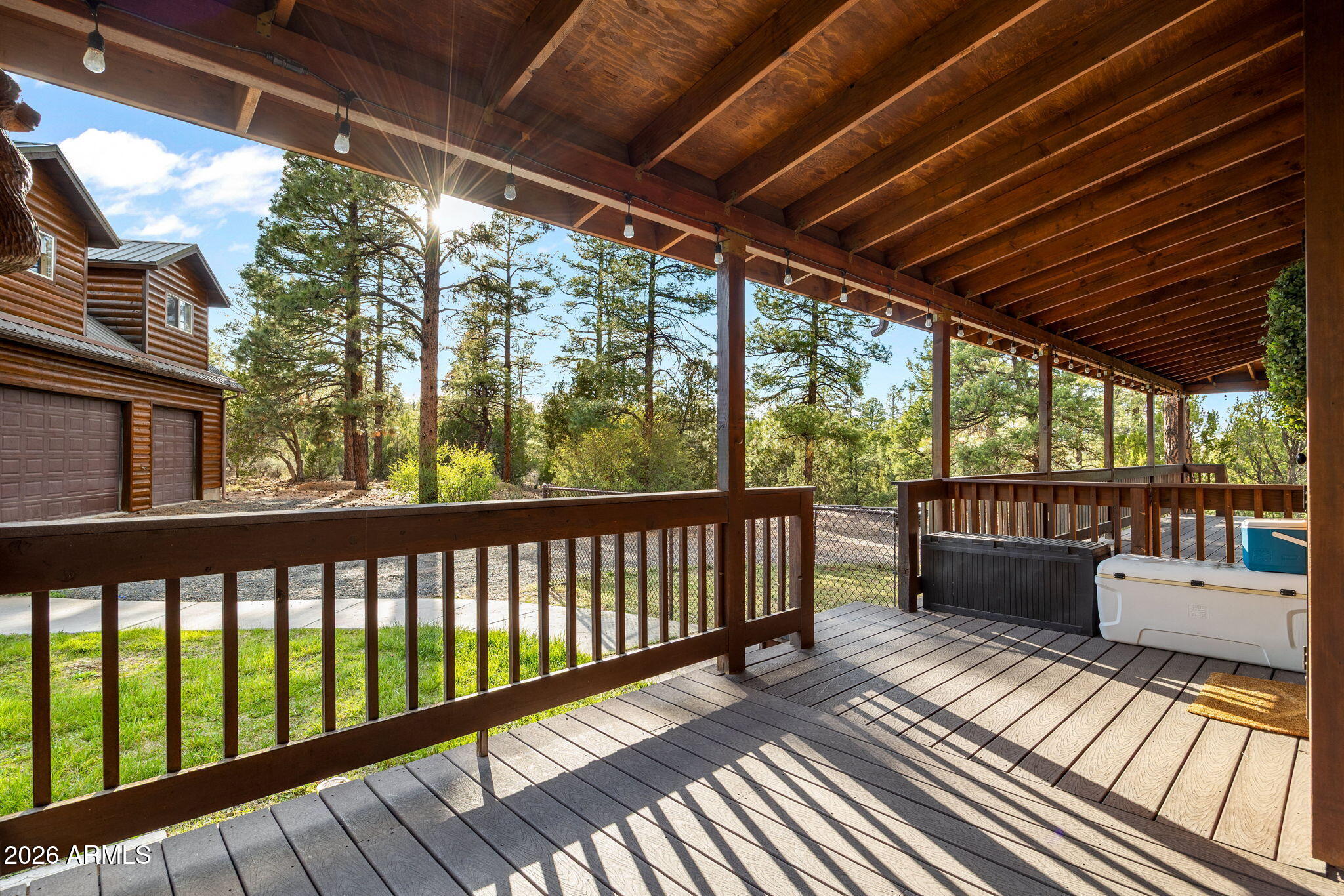 BUCKSKIN ARTISTS COMMUNITY WEST - Residential