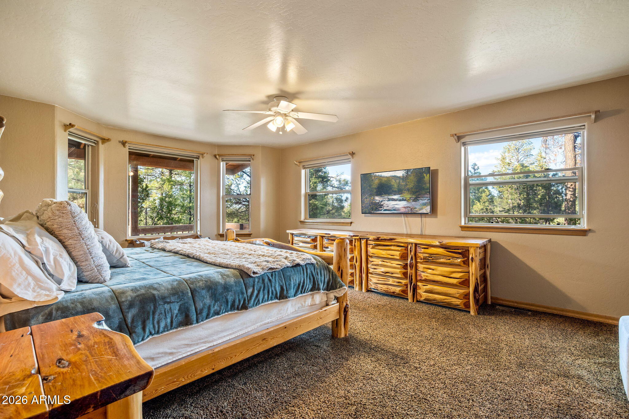 BUCKSKIN ARTISTS COMMUNITY WEST - Residential