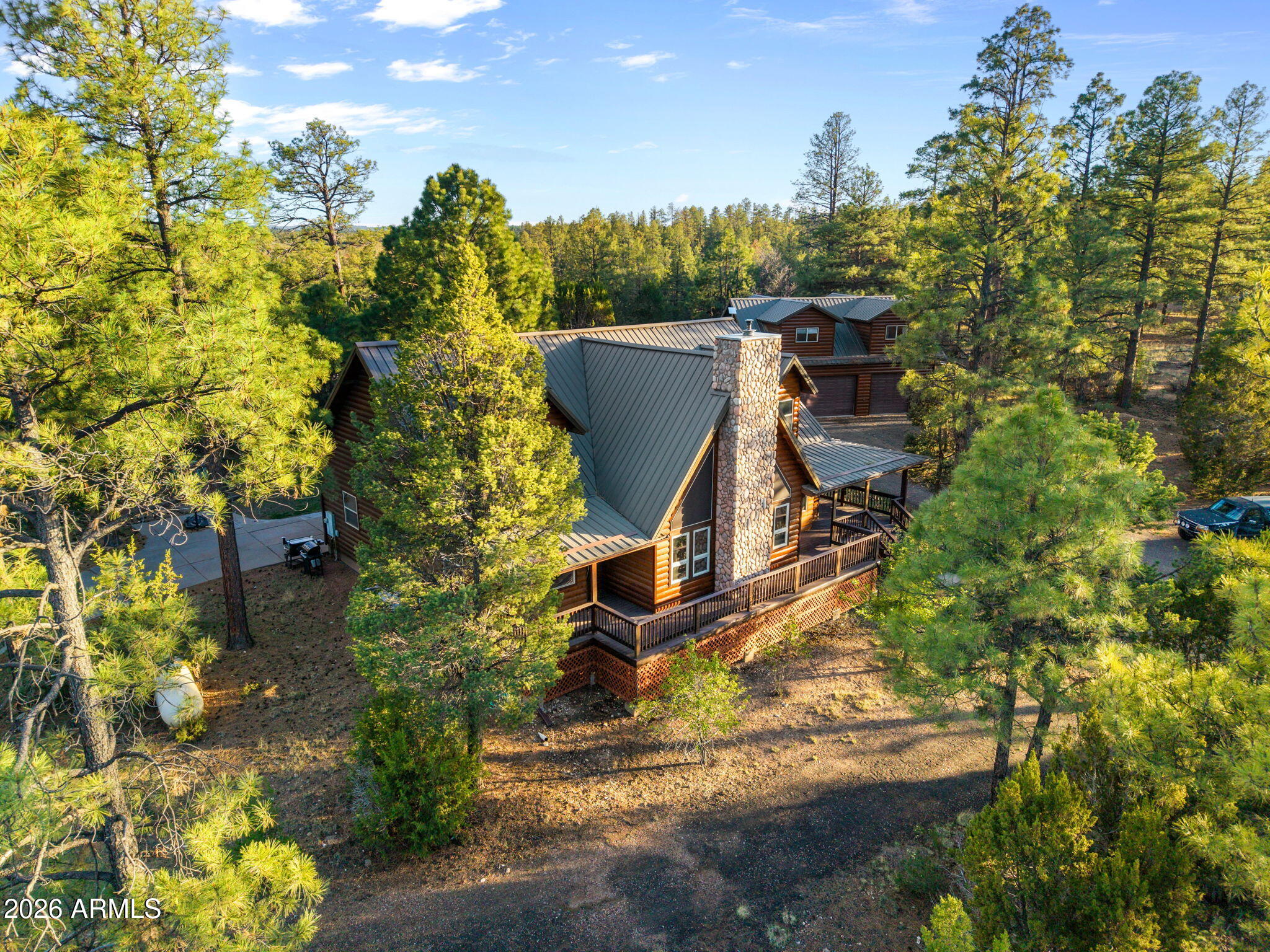 BUCKSKIN ARTISTS COMMUNITY WEST - Residential