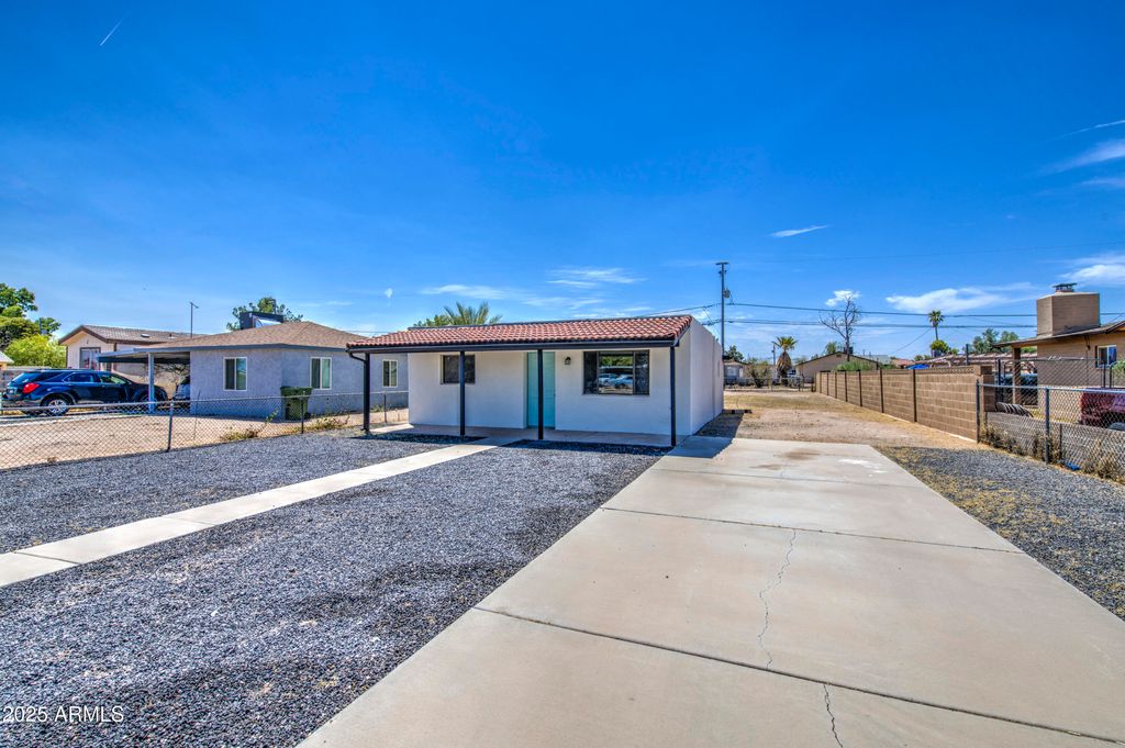 Photo of 1119 E 3rd Street, Casa Grande, AZ 85122 (MLS # 6904217)