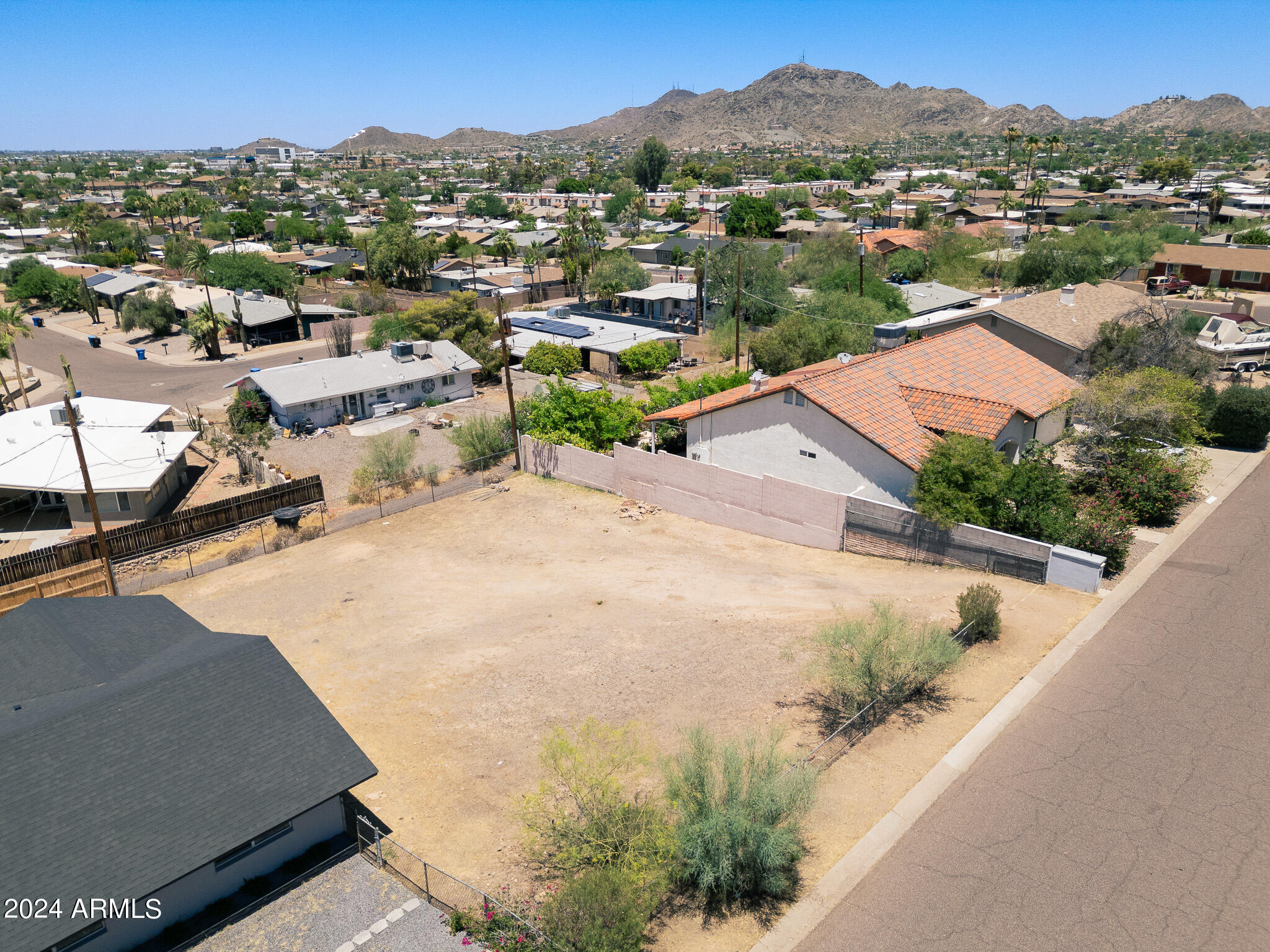 View Phoenix, AZ 85020 property