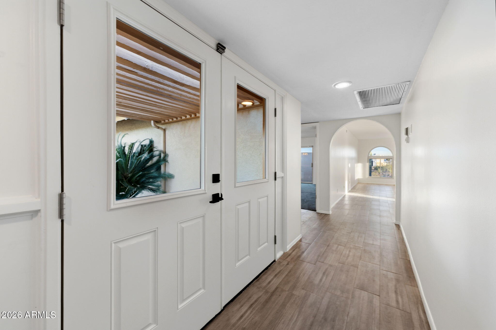 2323 E GREASEWOOD Street