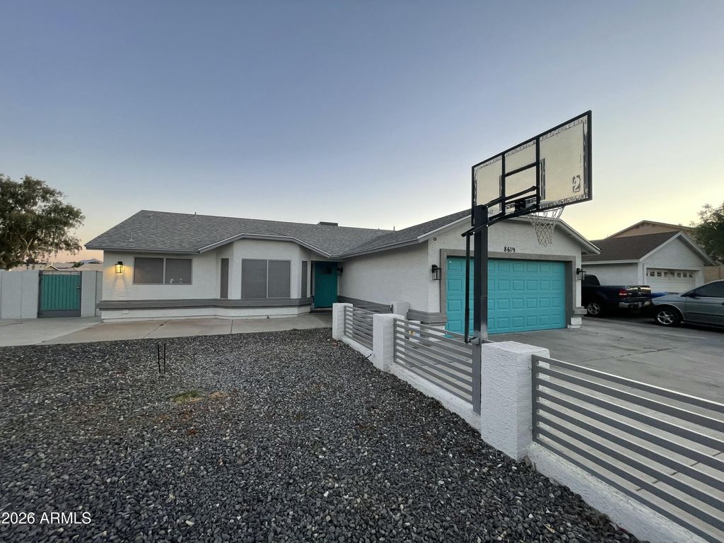 Photo of 8619 W Cypress Street, Phoenix, AZ 85037 (MLS # 7026332)