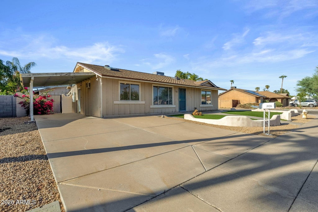 Photo of 3526 E Anderson Drive, Phoenix, AZ 85032 (MLS # 7091215)