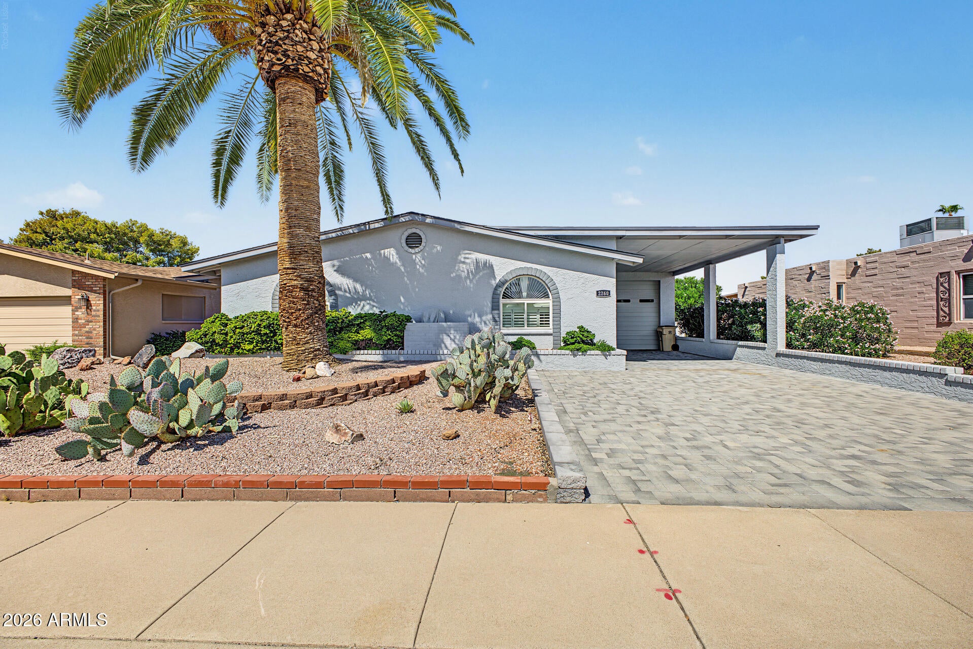2260 N Middlecoff Drive