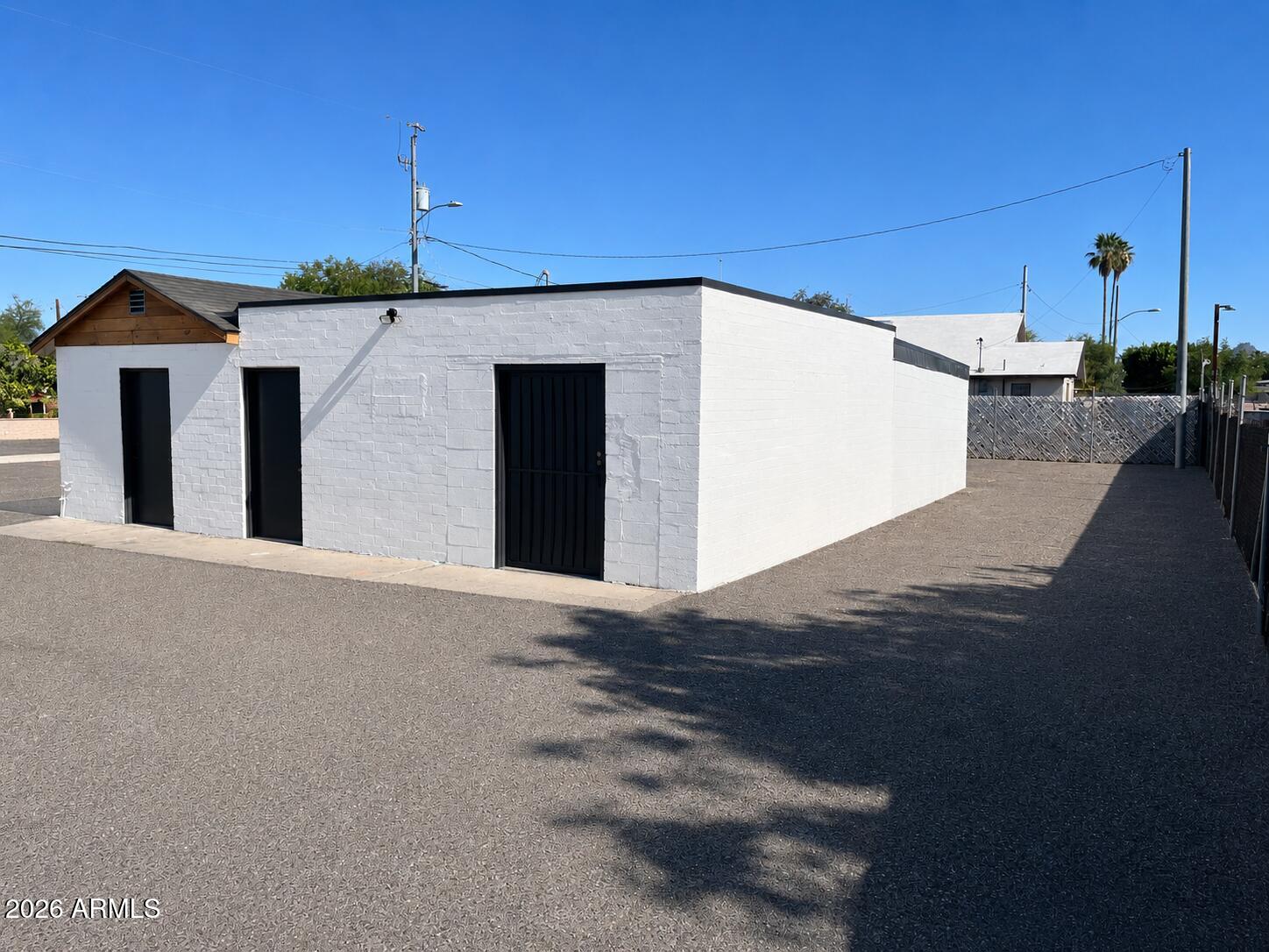 2538 E McDowell Road B