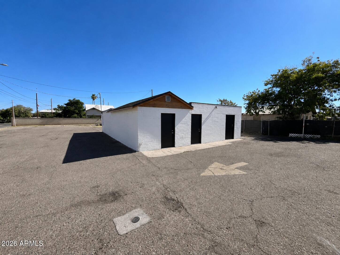 2538 E McDowell Road B