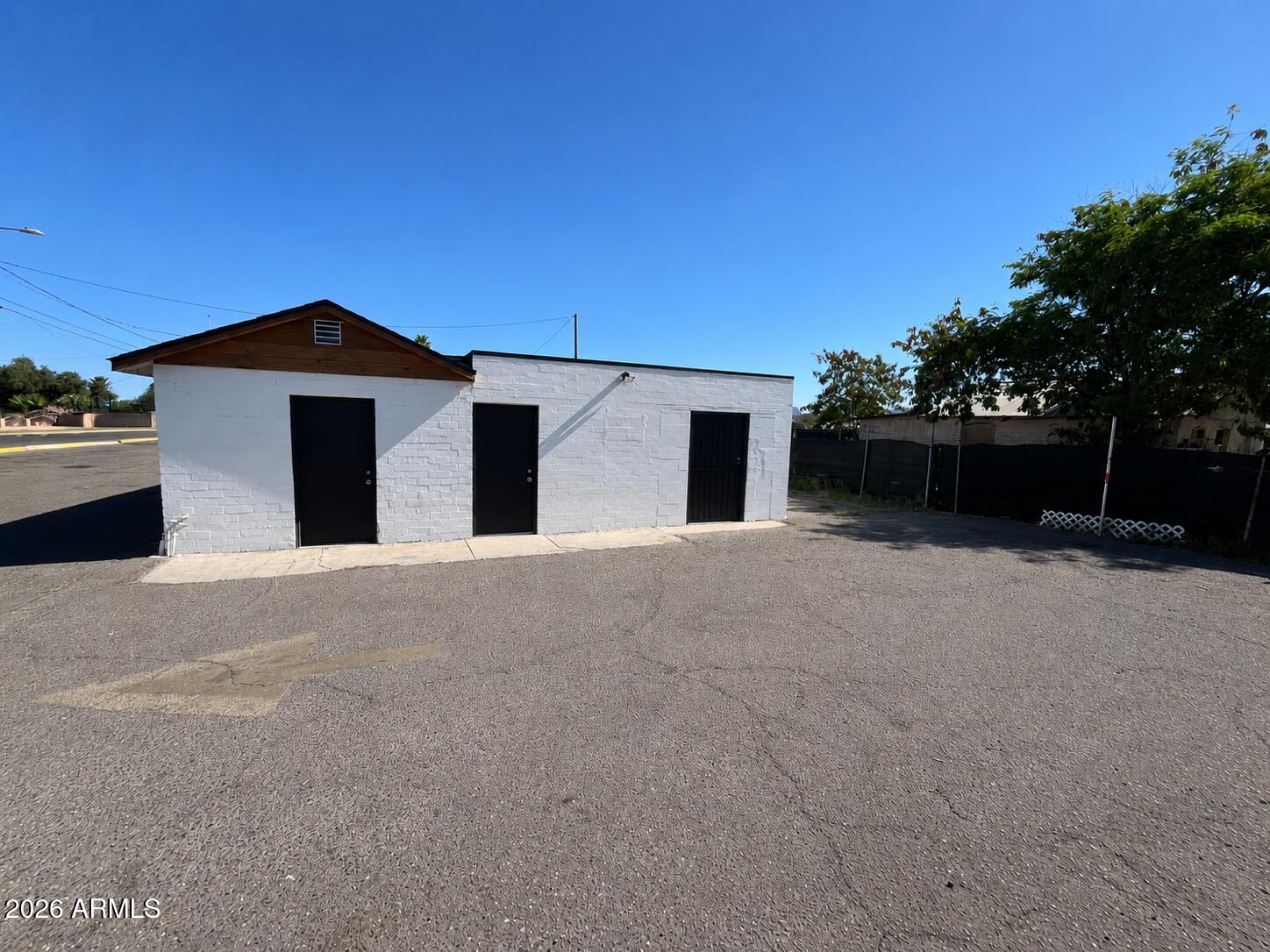 2538 E McDowell Road B