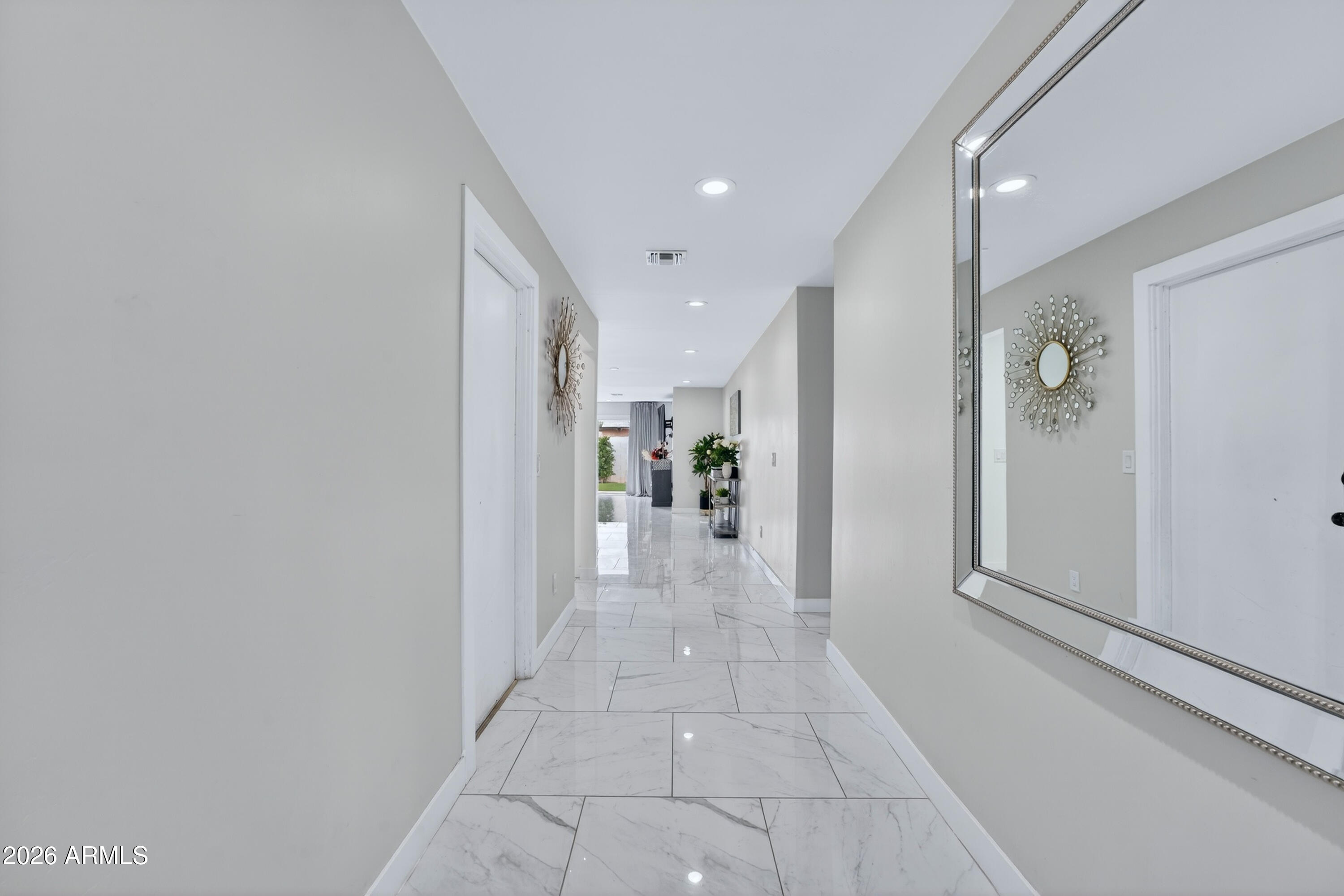 7148 W CATALINA Drive