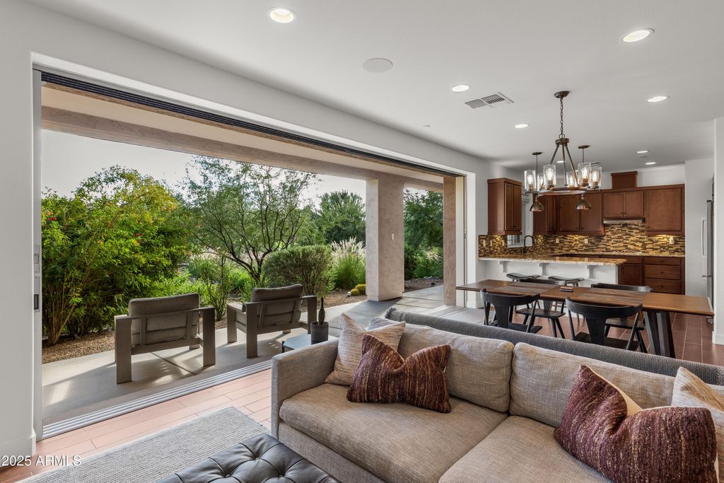 Photo of 10260 E White Feather Lane #1050, Scottsdale, AZ 85262 (MLS # 6940338)