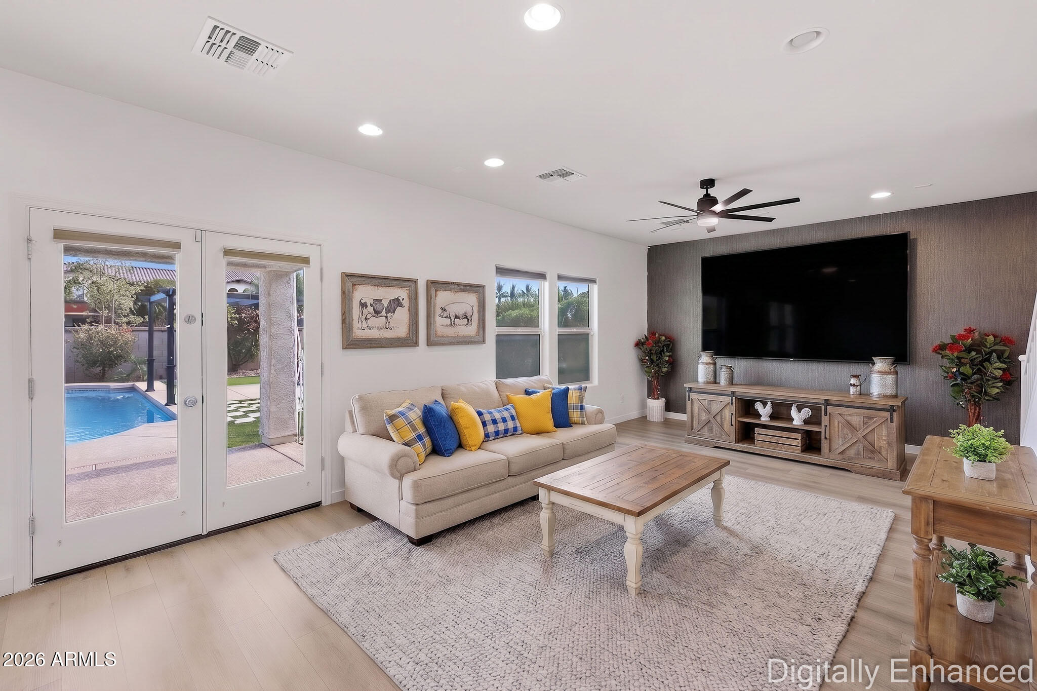 TIERRA DEL RIO - Residential