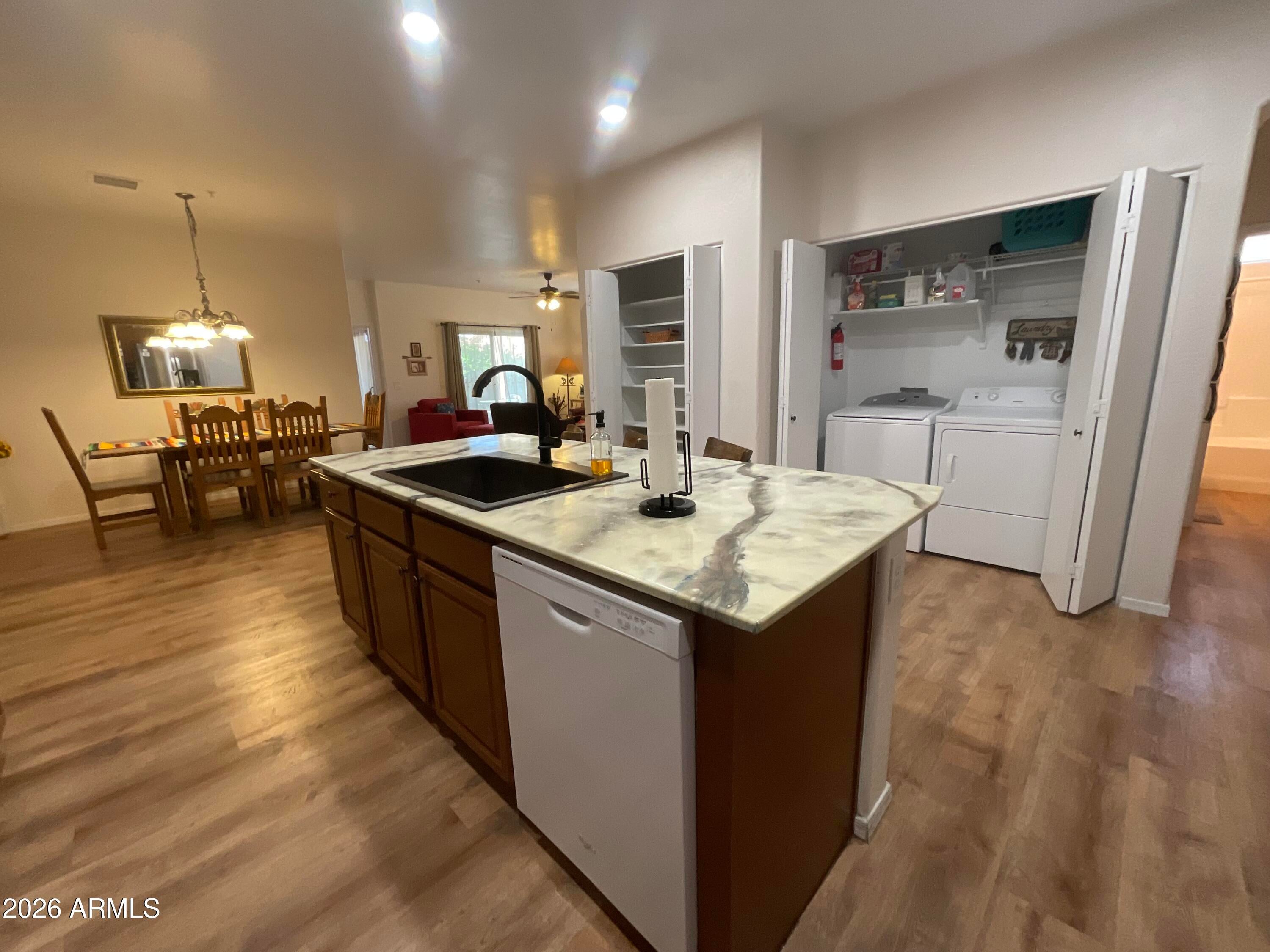Cottonwood Square/Cottonwood Commons - Residential