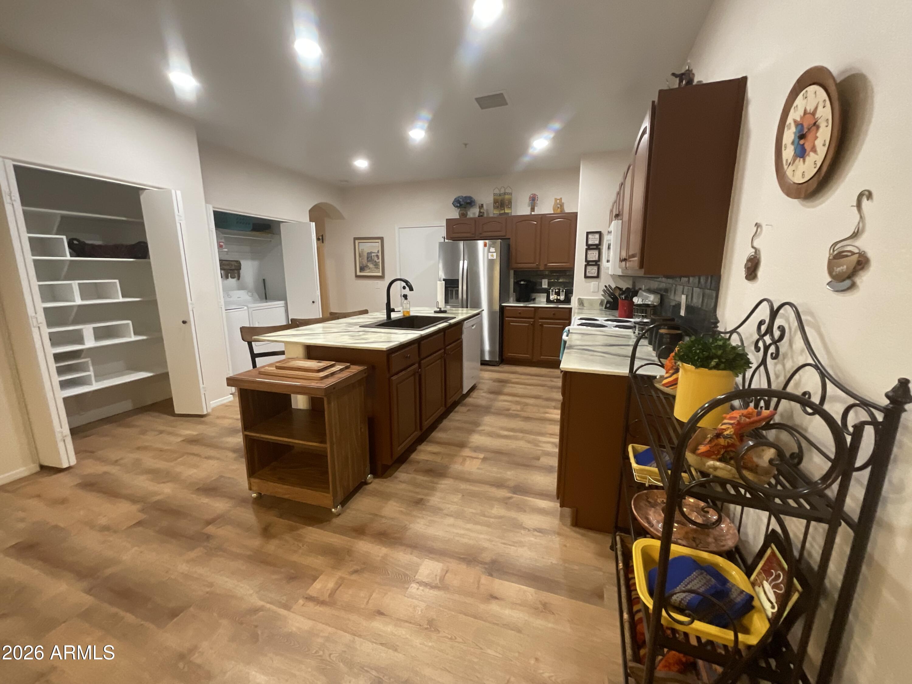 Cottonwood Square/Cottonwood Commons - Residential