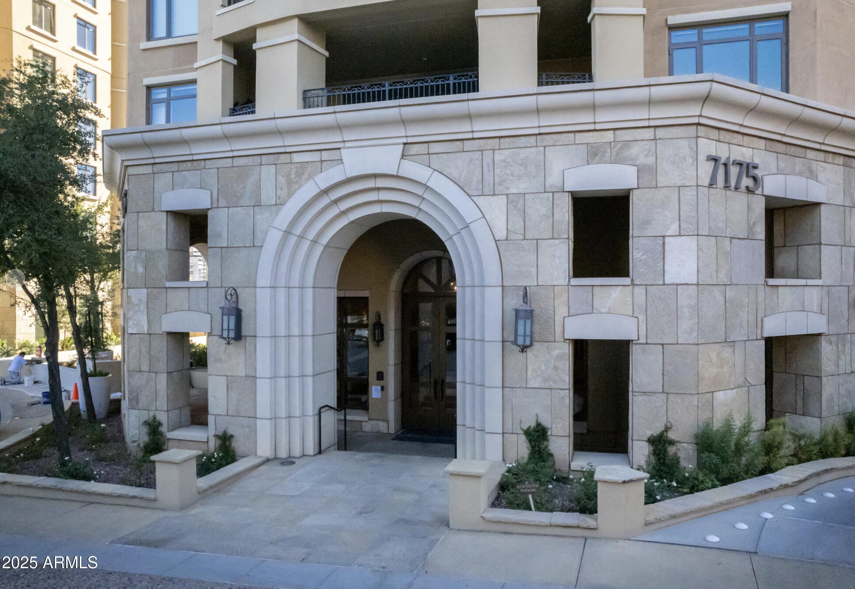 7175 E CAMELBACK Road 1007-2