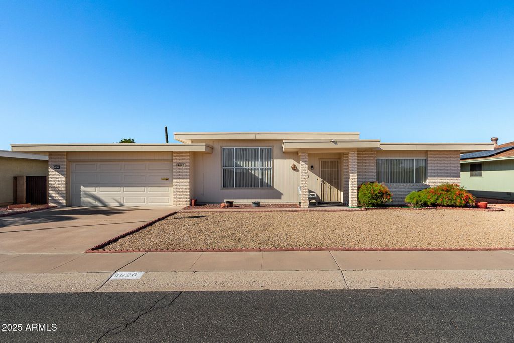 Photo of 9620 W Brokenstone Drive, Sun City, AZ 85351 (MLS # 6929284)