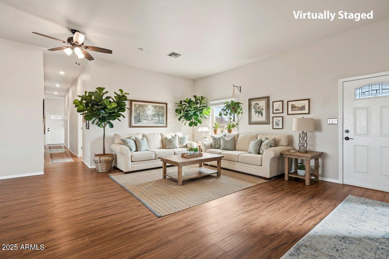 105 LOS ENCINOS Road