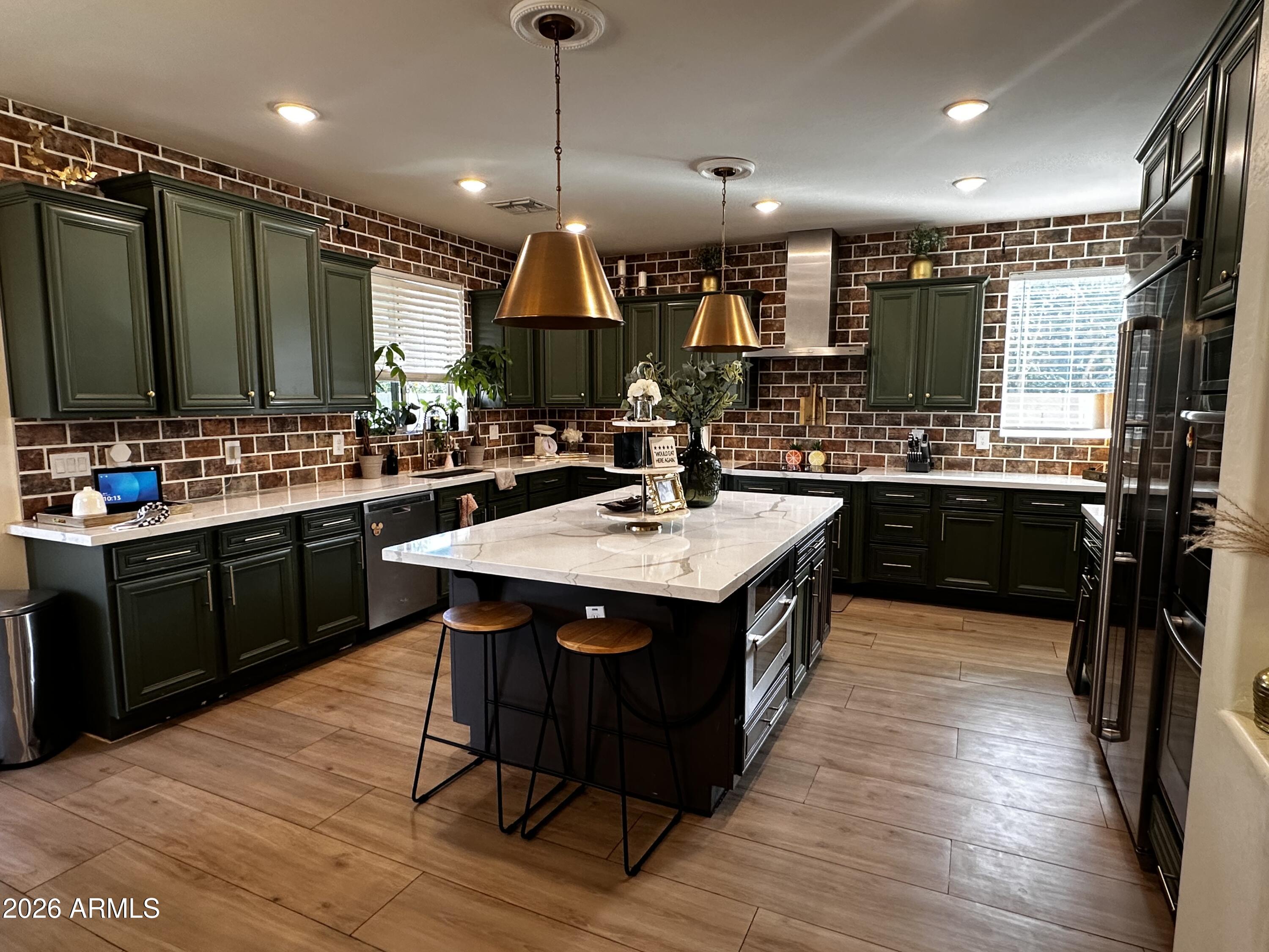 19216 W DENTON Street