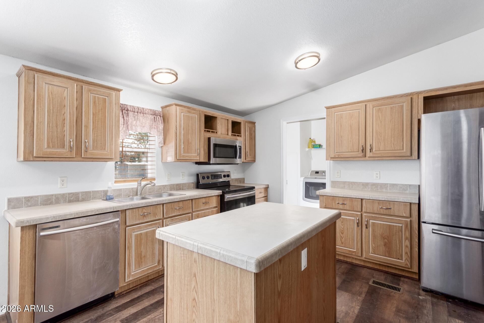 ROOSEVELT CITRUS ACRES UNIT 3 BLOCK 1 - Residential