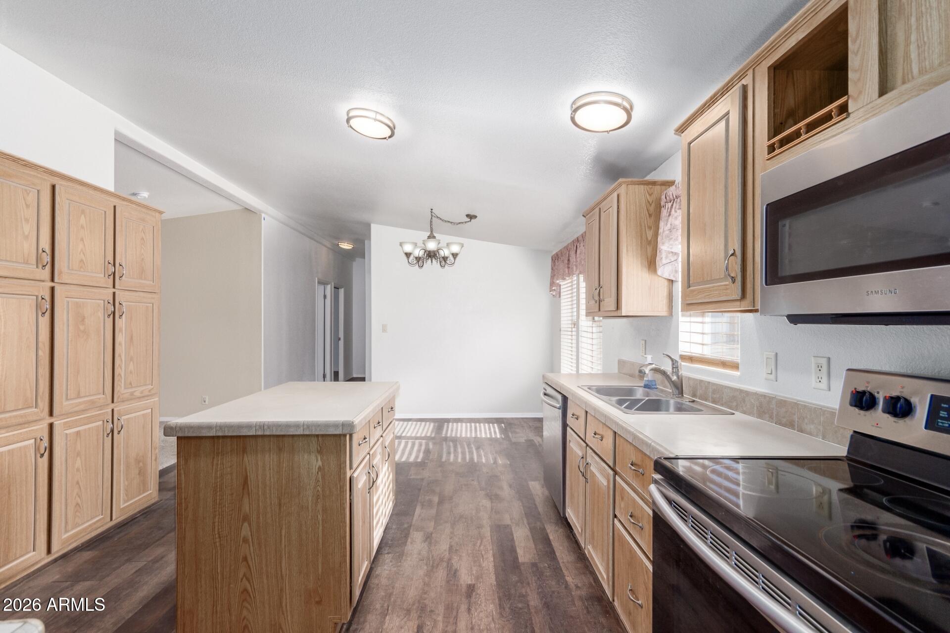 ROOSEVELT CITRUS ACRES UNIT 3 BLOCK 1 - Residential