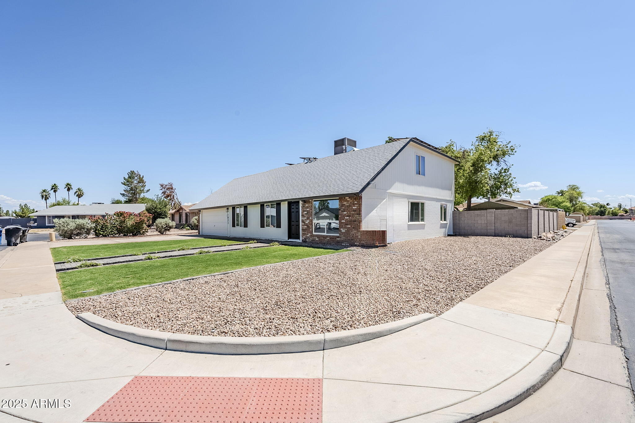 1021 S ALMAR Circle