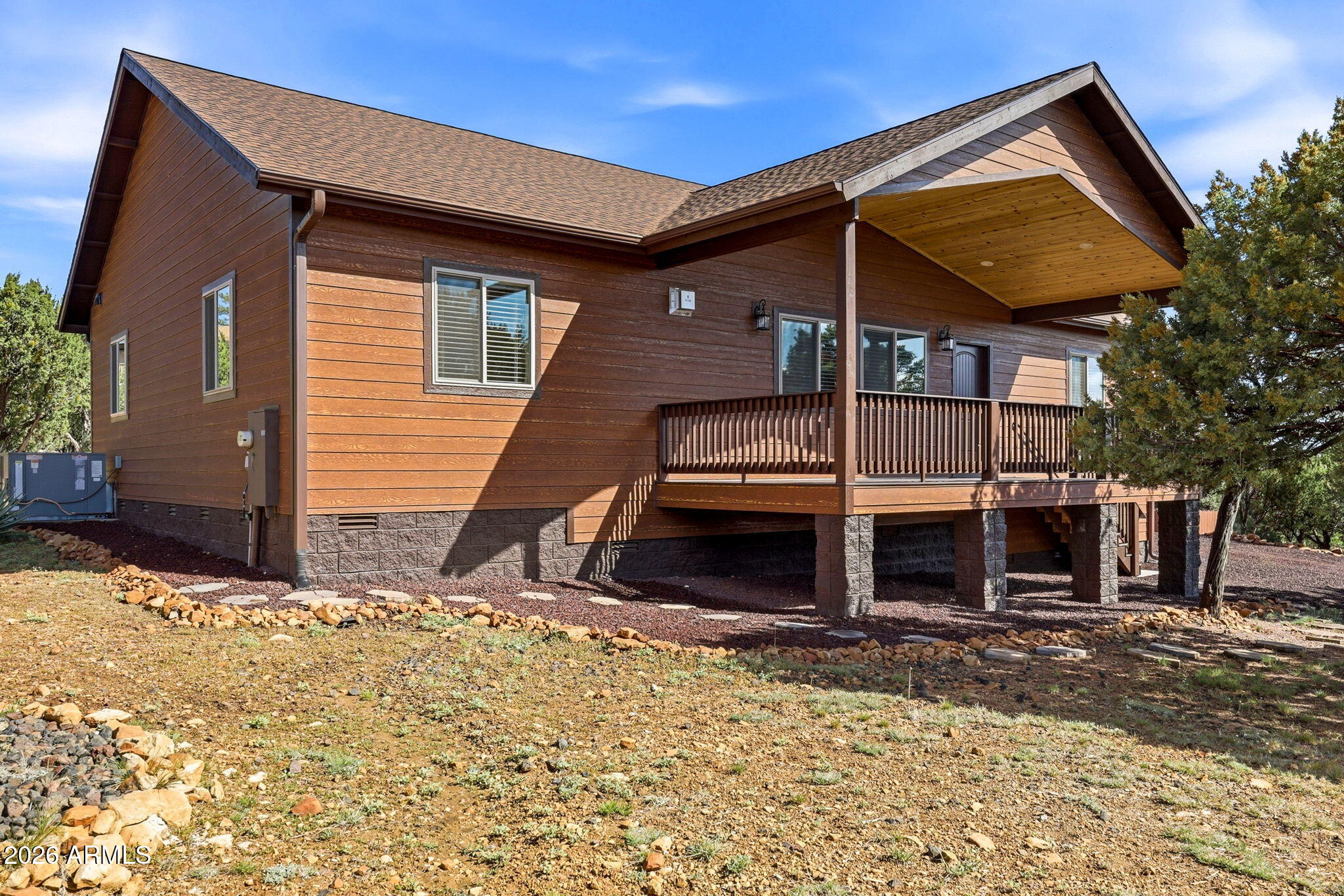 1562 GREEN HAVEN Circle