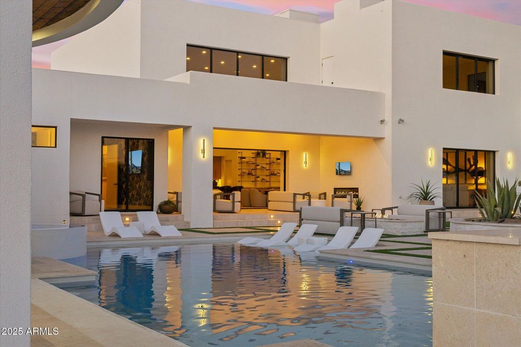 Photo of 9809 E Desert Cove Avenue, Scottsdale, AZ 85260 (MLS # 6957645)