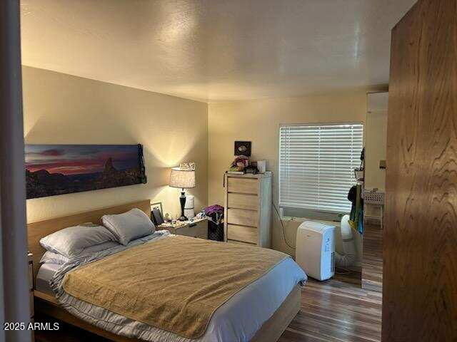 319 E CORONADO Road 1