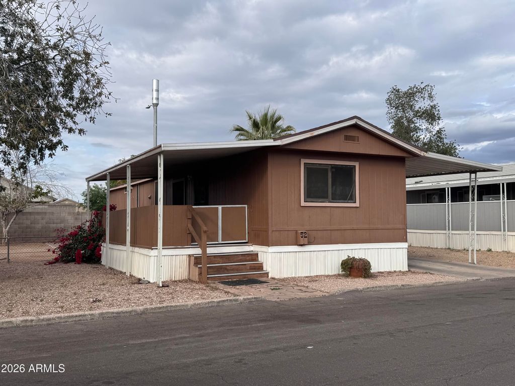 Photo of 8601 N 71st Avenue #52, Peoria, AZ 85301 (MLS # 6986290)