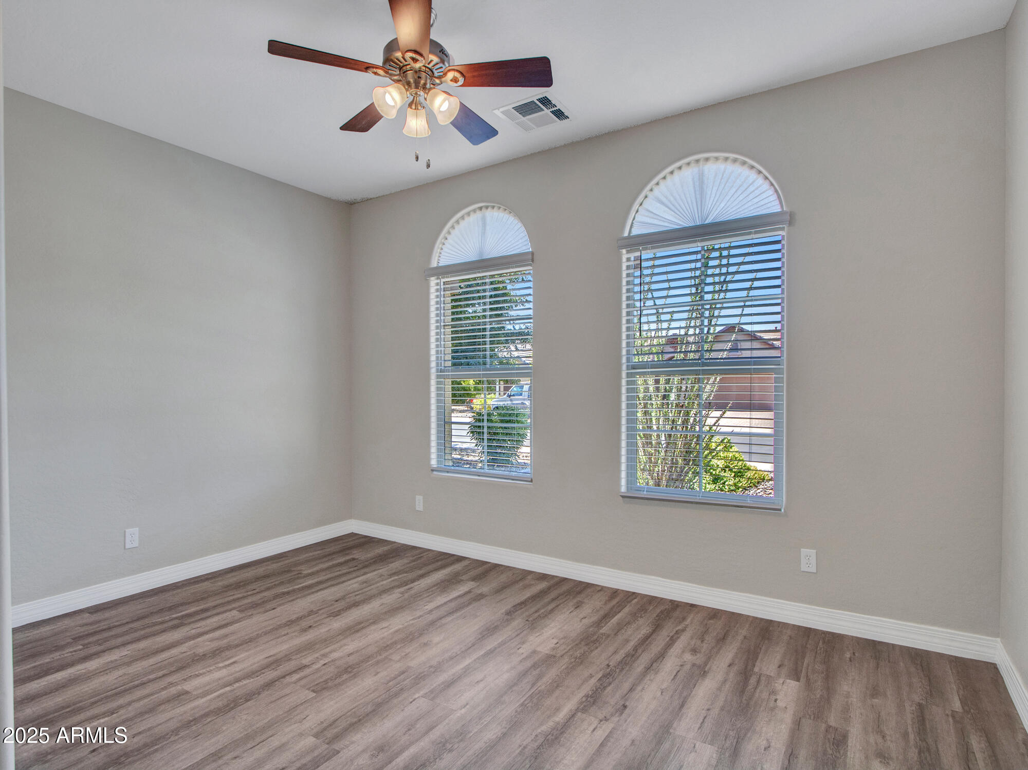 Mesa, Arizona 85212, United States, 4 Bedrooms Bedrooms, ,2 BathroomsBathrooms,Residential,Active,212846