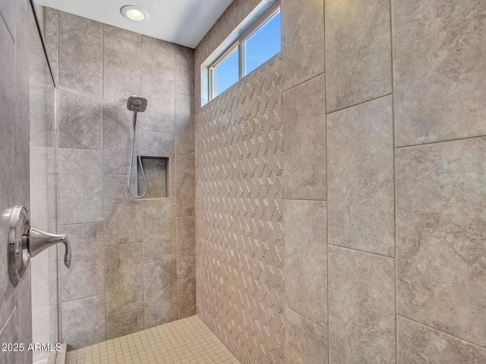 Mesa, Arizona 85212, United States, 4 Bedrooms Bedrooms, ,2 BathroomsBathrooms,Residential,Active,212846